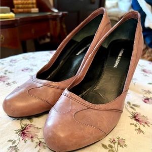 Gorgeous Italian Leather Mauve 3inch heels - gently worn